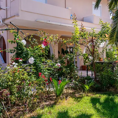 蒙提卡斯一室公寓酒店 * 拉加纳斯