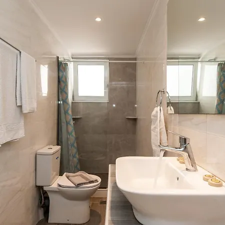 Mentikas Apartamento Laganas