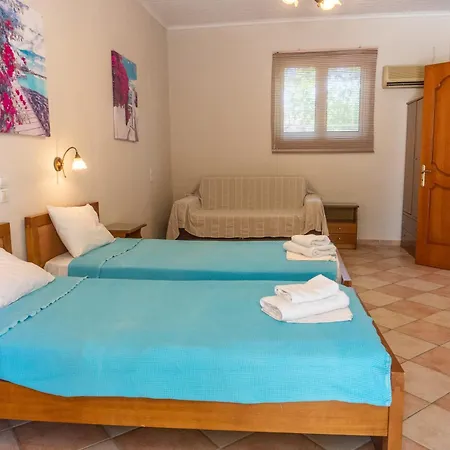 Mentikas Studios Apartment