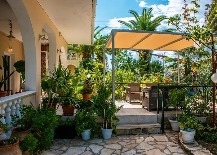 Mentikas Studios Apartment *