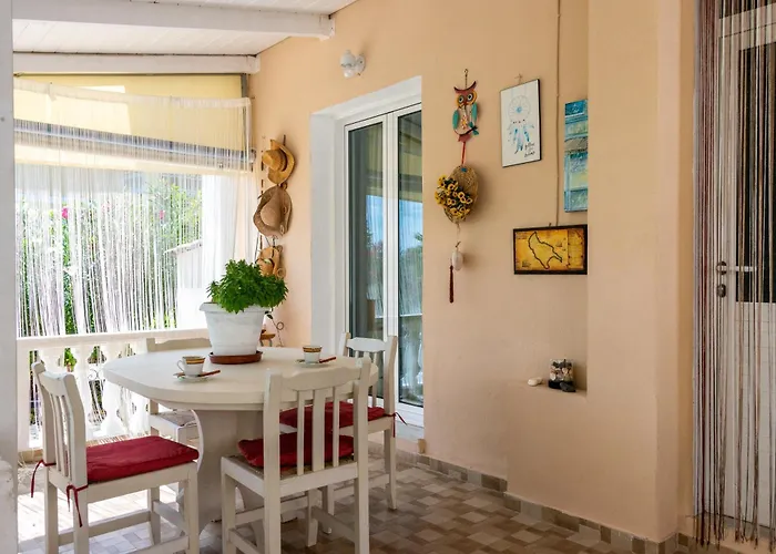 Apartamento Mentikas *